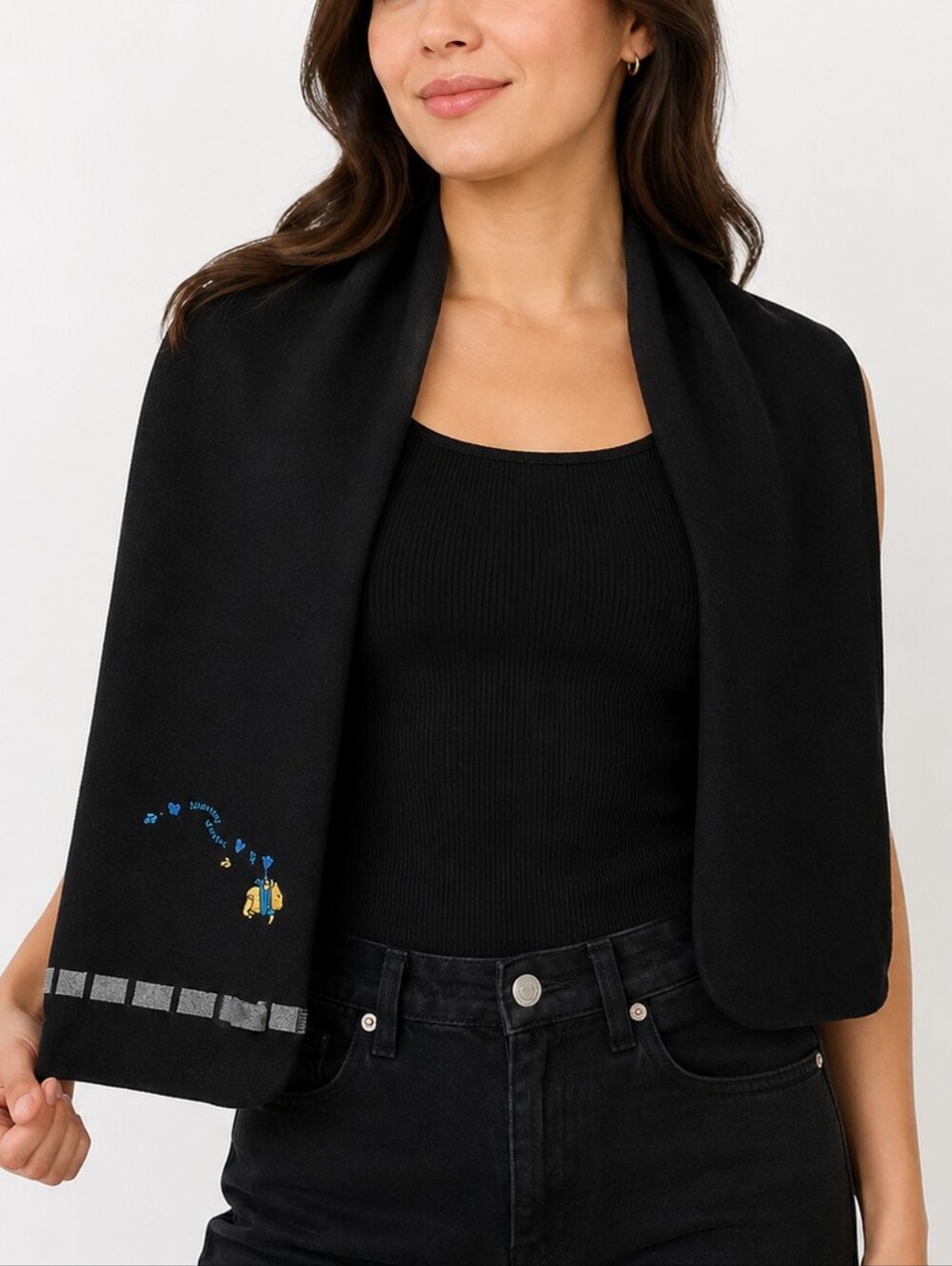 Disney Winnie the Pooh "Blustery Breezes" Black Fleece Scarf